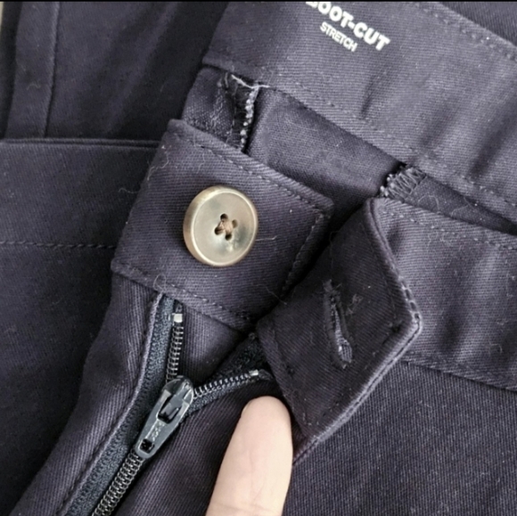 OLD NAVY UNIFORM BOOT CUT STRETCH NAVY PANTS WOMEN'S SIZE 16 TALL - Picture 5 of 8